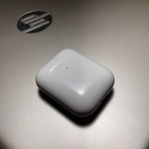 Apple AirPods Gen 2 Wireless